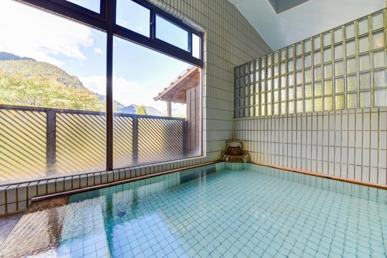 Resort Inn Chirorian Takayama (Gifu) Extérieur photo